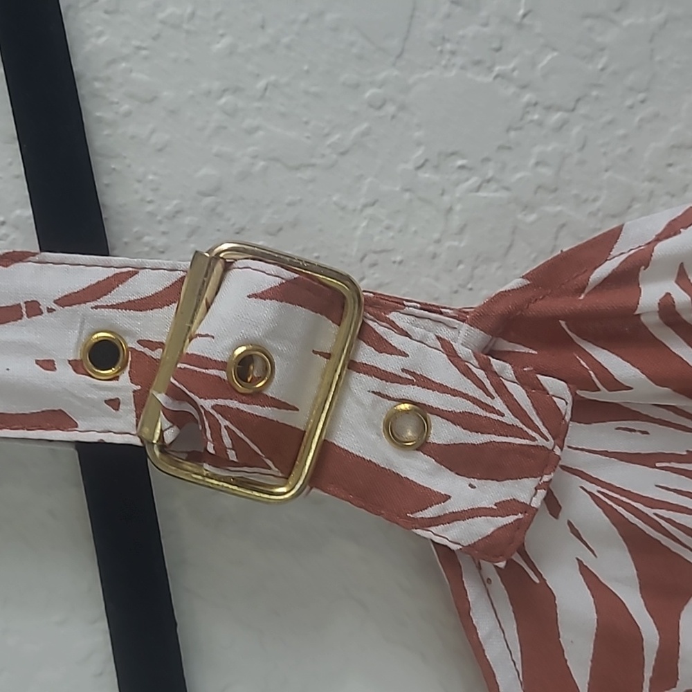 Derek Heart Red and White Leaf Print Jump Suit  Size M - Picture 2 of 9